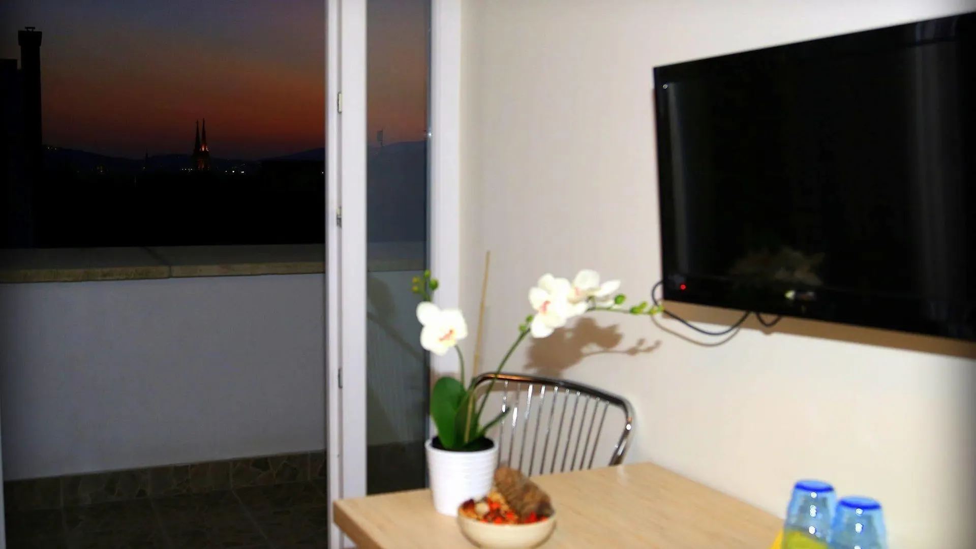 Garay Terrace Residence Budapest 3*,